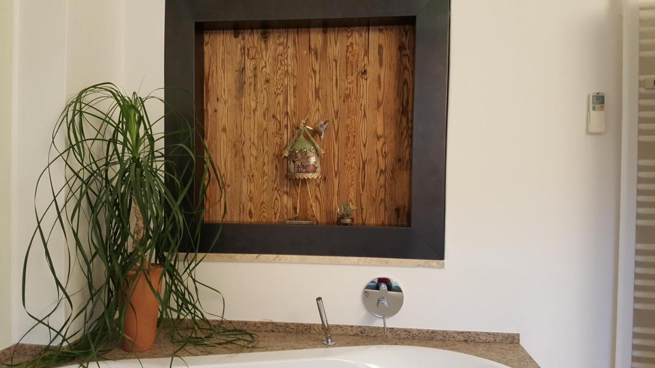 Viadolcevita - Gruene Gaestewohnung Lana Esterno foto