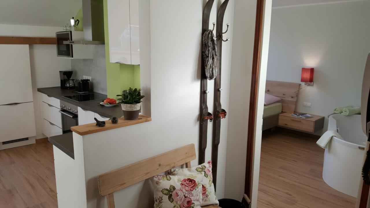 Viadolcevita - Gruene Gaestewohnung Lana Esterno foto